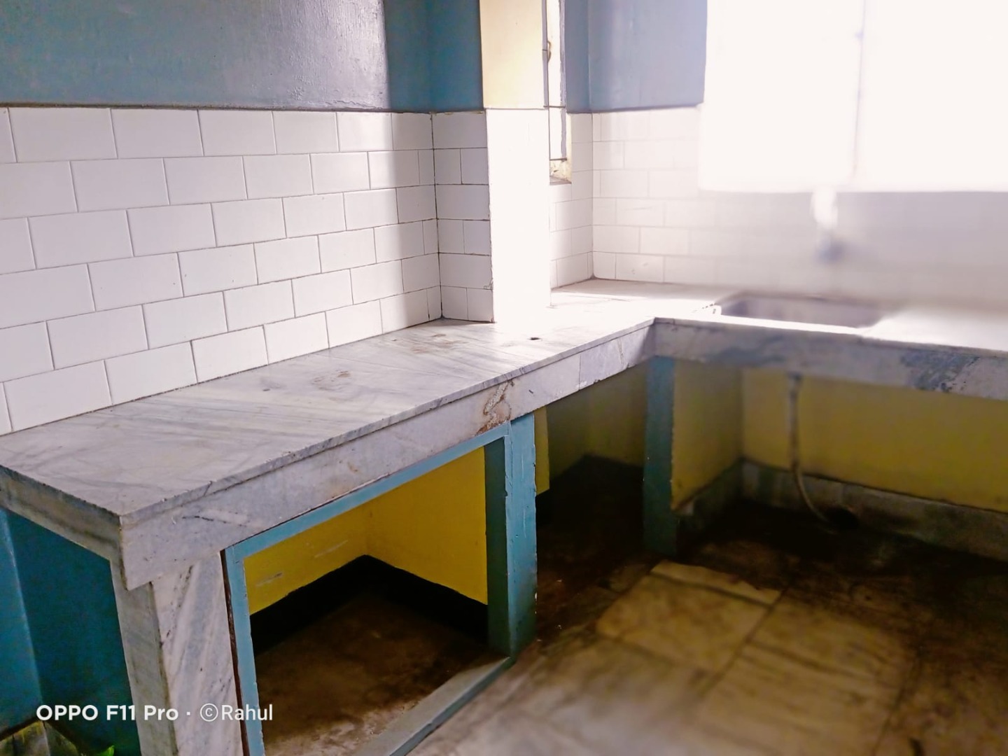 Semi Furnished 2bhk in Uzan Bazar, Guwahati, Assam, India for Rent